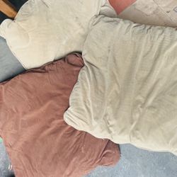 Couch Pillows (4)