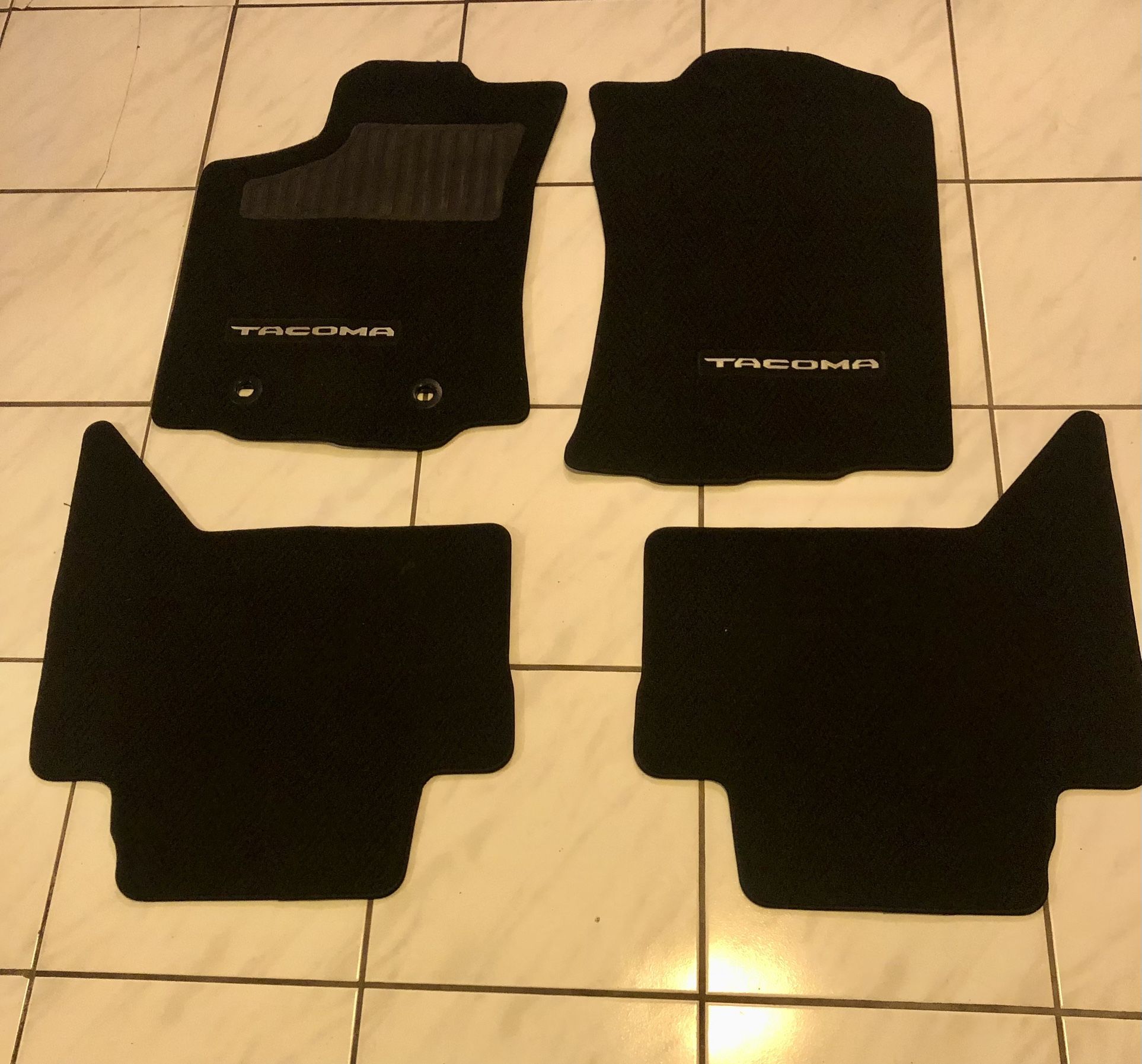 3rd Gen OEM Carpet Floor Mats for Sale in Miami, FL OfferUp