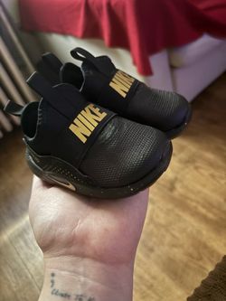 Baby shoes