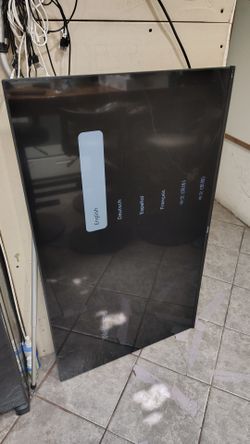 Hisense Tv 50 inch 4k Need it gone.