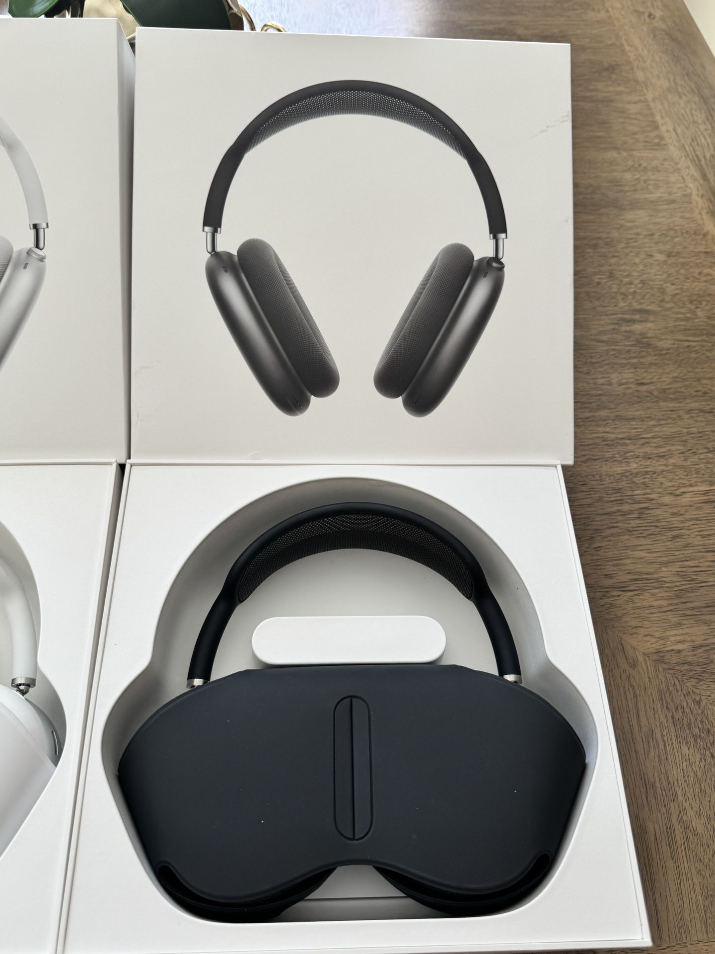 AirPods Max Space Gray
