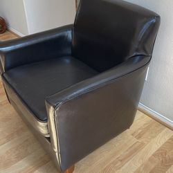 Black Leather Accent Chair
