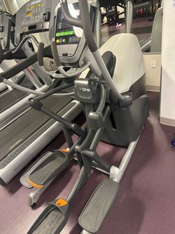 OCTANE XT1 XT-ONE ELLIPTICAL W/STANDARD CONSOLE