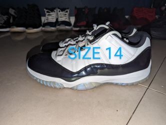 Air Jordan 11 Low Emerald Size 14