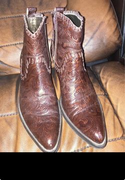 Gianni Bini women boots size 9m