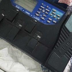 Boss Me30 Multi Effects Guitar Pedal