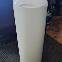 DIAPER GENIE, Great Condition (Check All Photos)