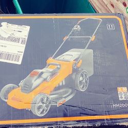 New   Black And Decker. MM2000. Corded 20inch  Mower 2