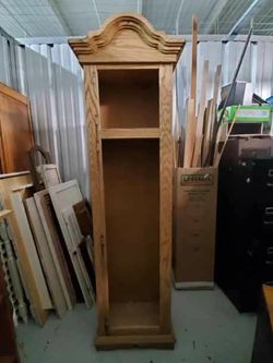 Oak grandfather clock Body