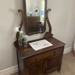 Antique Washstand With Swivel Mirror