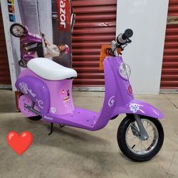 Razor Pocket Mod Miniature Euro-Style Electric Scooter - Kiki Purple, for Kids and Teens Ages 13+, Vintage-Inspired Design, Up to 40 Minutes Ride Time