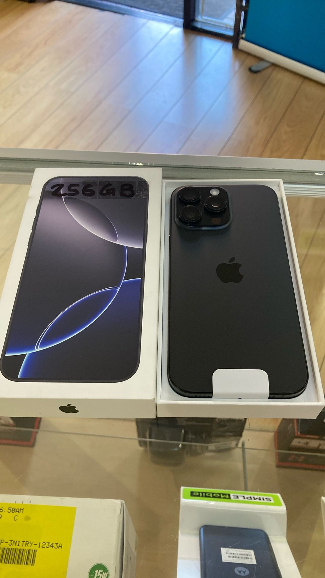 Apple iPhone 16 Pro Max 256gb Black Factory Unlocked/liberado De Compania