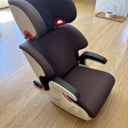 Clek OOBR Booster Seat