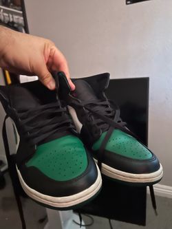 Green jordans
