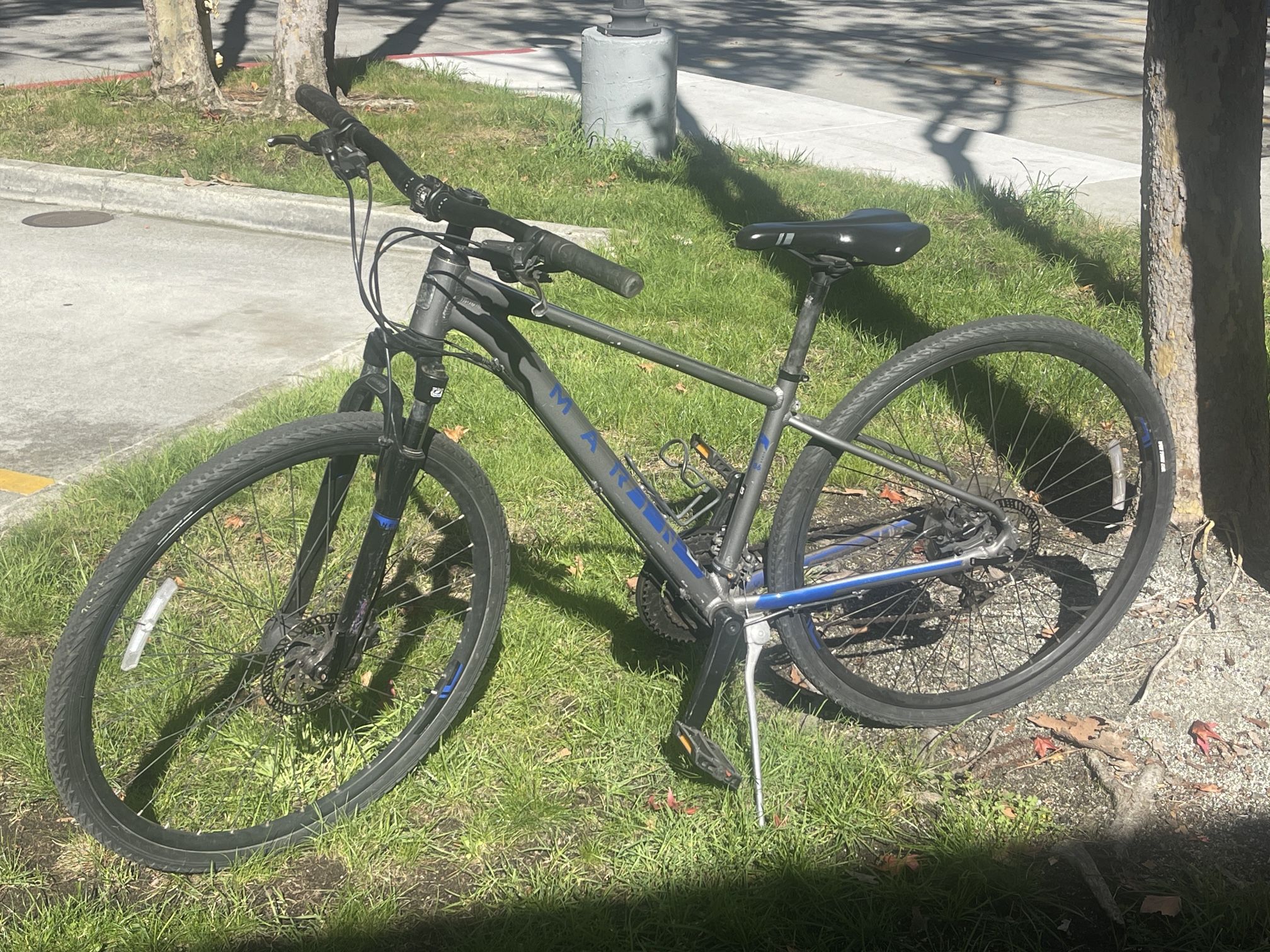 Marin San Rafael DS2 Hybrid Bike Bicycle Road Mountain Extra Small Has lite scratches and shift indicator plastic is gone. Bike still rides perfectly
