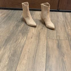 New Boots!  Never Worn Except To Try On