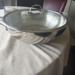 Hermosa Cazuela de 15 Cuartos