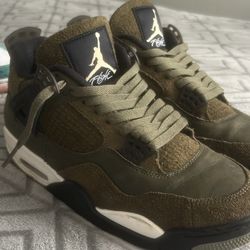 Jordan 4s