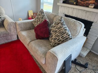 Modern Ashley Furniture 5-Seater Sofa Set (3+2) | Clean Condition | Moving Sale