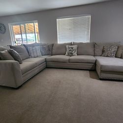 Sectional 