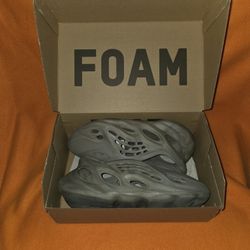 Adidas Yezzy Foam RNR Size 11