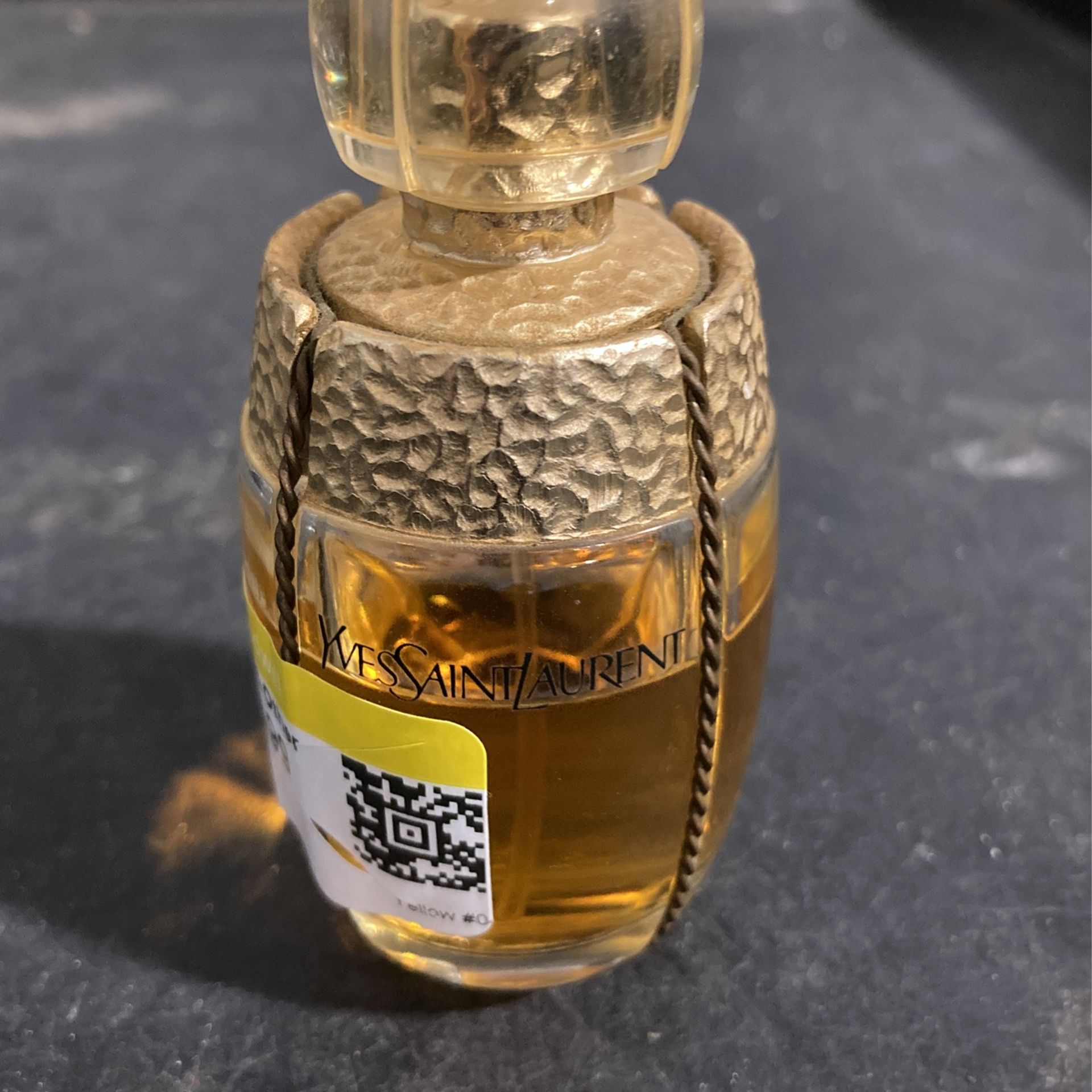 Champagne Yves Saint Laurent