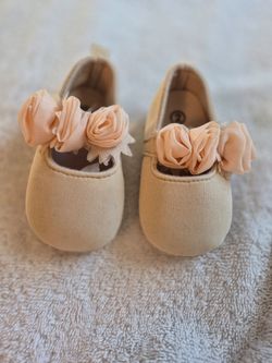 NEW! Baby Girl shoes, Floral Ballet Flat Shoes, 6-12 mo