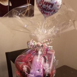 Josie's Valentine Baskets