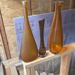 Decorative Vases 