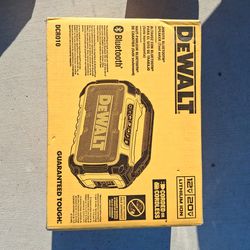 DeWalt JOBSITE SPEAKER (Tool Only)