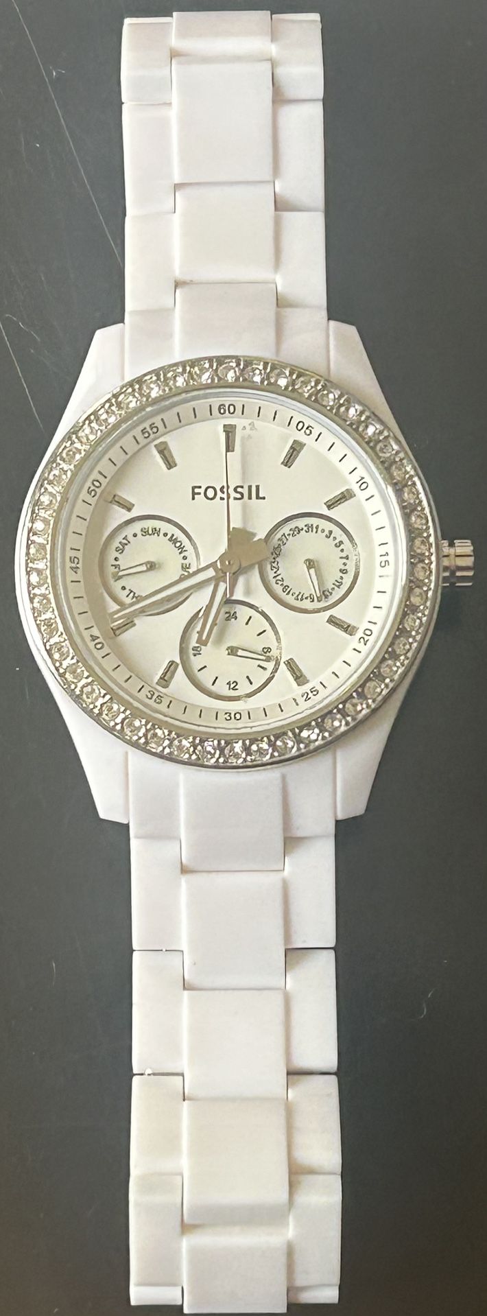 Girls Ladies White Fossil Watch With Crystal Bezel