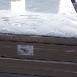 Brand New Queen Size Pillowtop Mattress Included Box Spring Free Delivery 