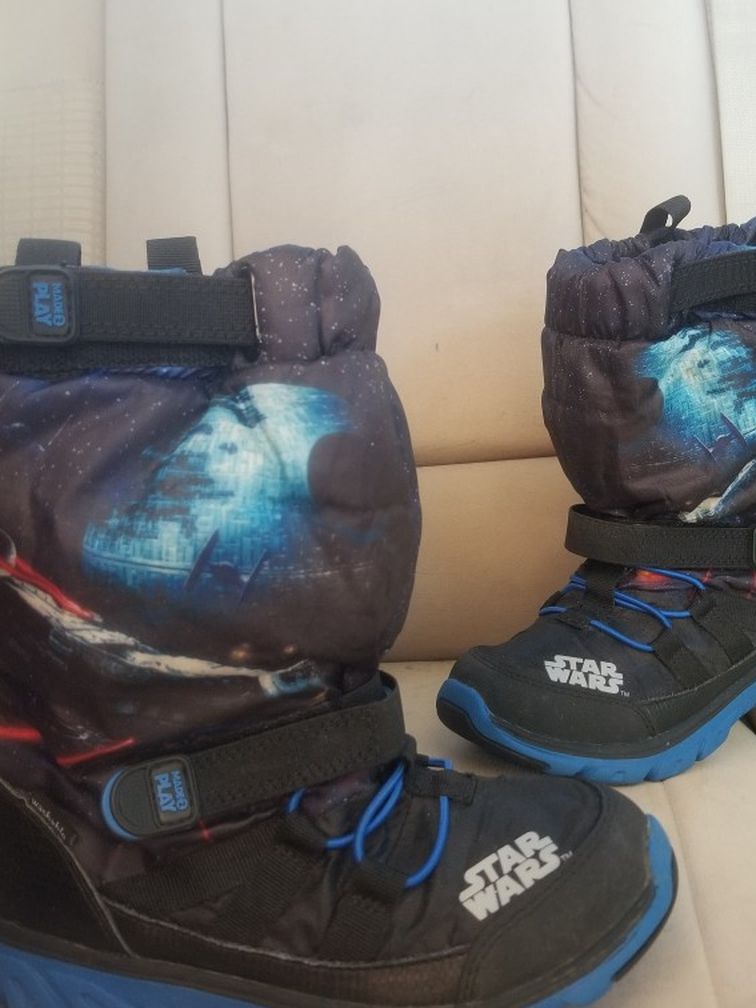 Snow boots Star Wars Boys Size 1W (13.5)
