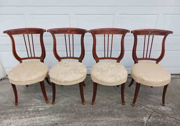 Early 19th c.  Duncan Phyfe Mahogany Chairs set of 4