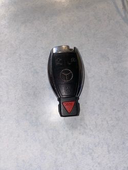 Mercedes key
