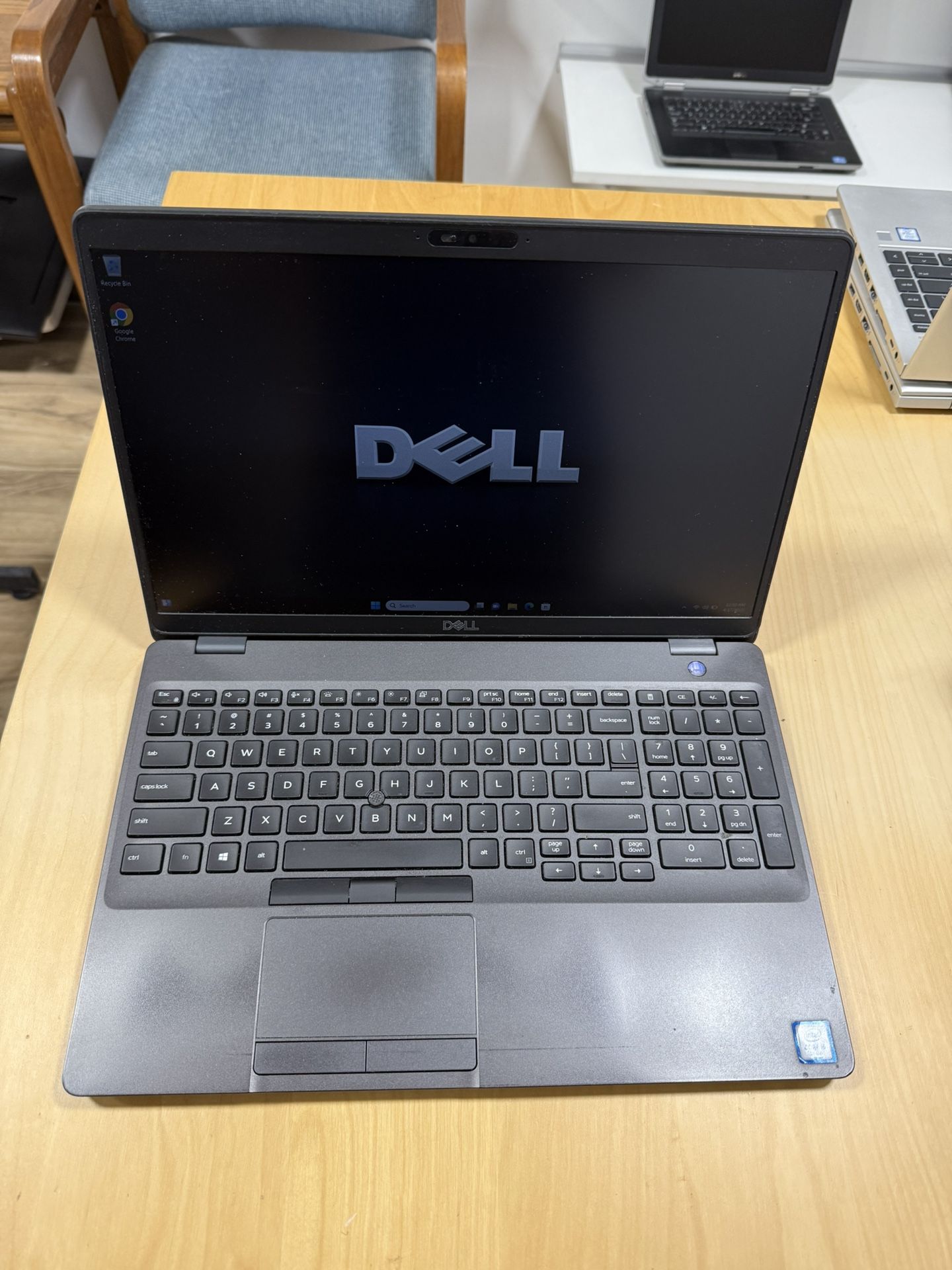15.6 inch Dell laptop win 11 i5 processor