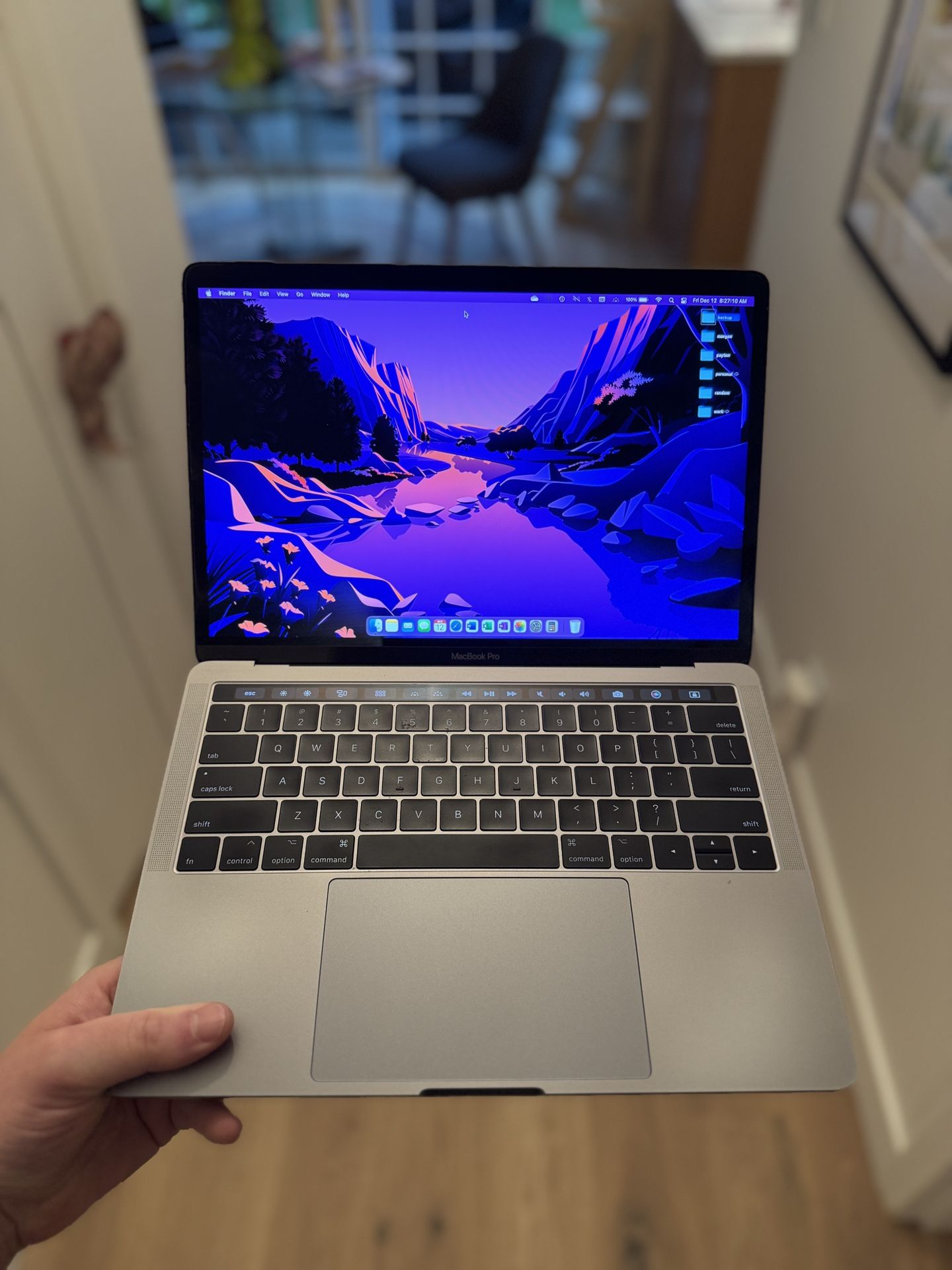Apple MacBook Pro 13" w/ Touch Bar (2016) | Intel Core i5 2.9GHz | 8GB Ram | 512GB SSD | Space Gray