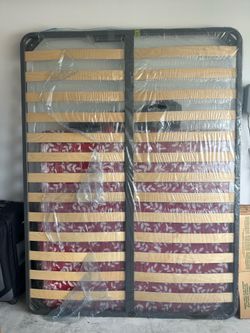 Queen size wood & metal bed slat