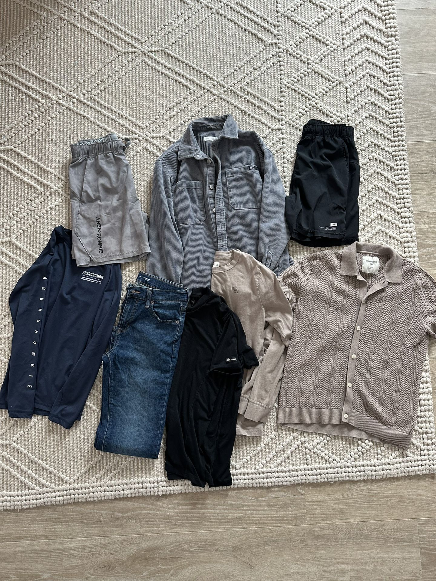 Barely Worn 11/12 Boys Clothes