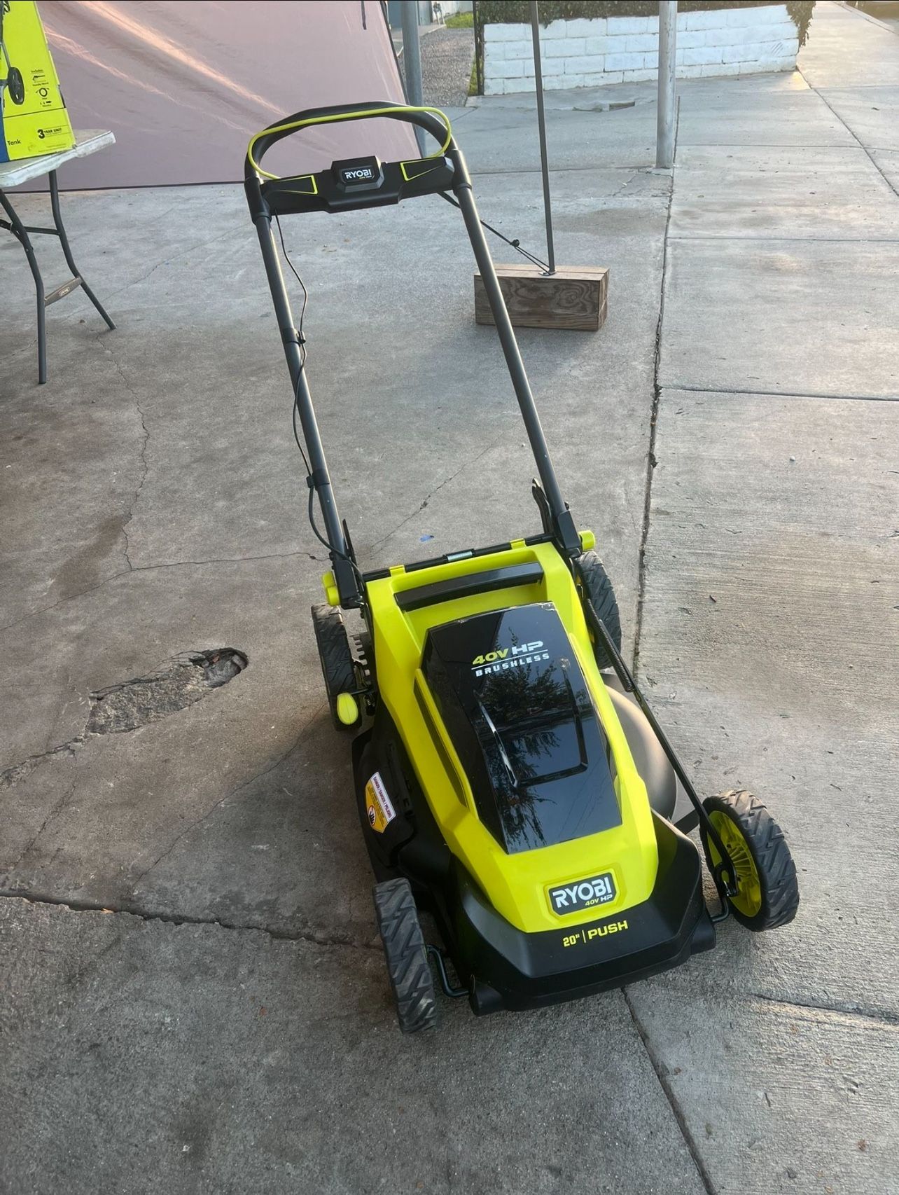 RYOBI 40V HP Brushless 20 in. Cordless Battery Walk Behind Push Mower Tool Only