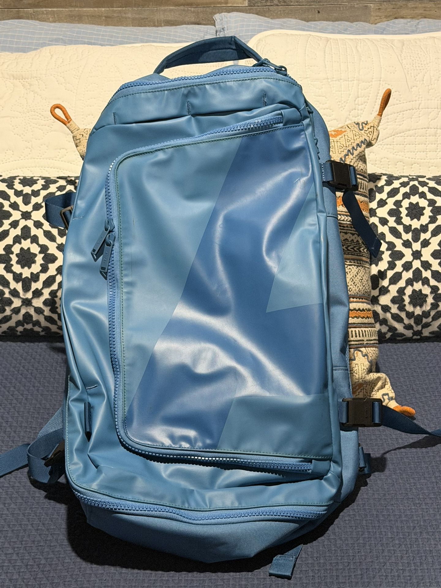 Away luggage Active 45L Convertible Backpack