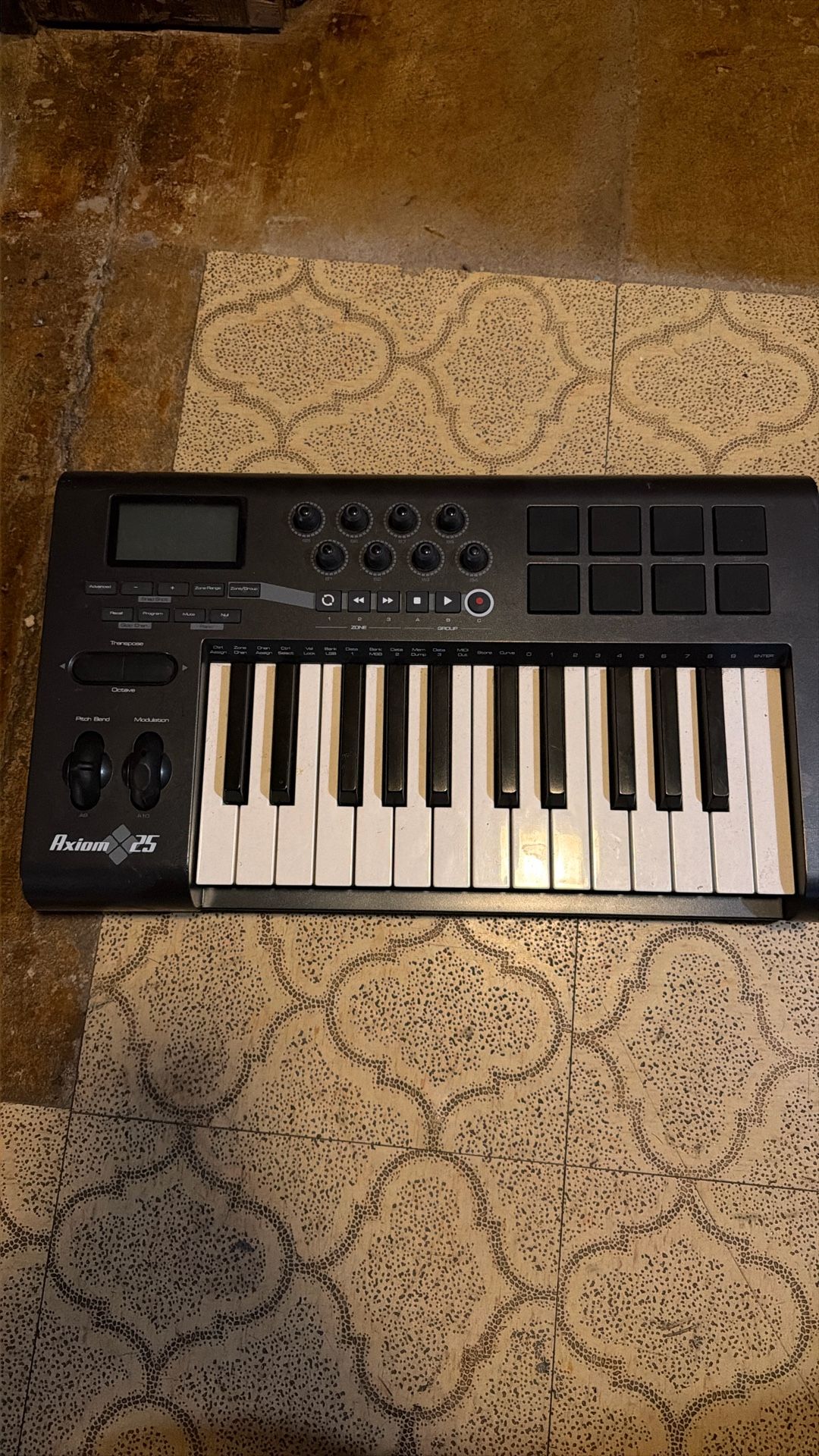 Axiom 25 MIDI Keyboard 