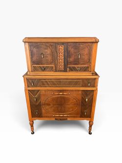 Vintage 1920 Art Deco Chifferobe