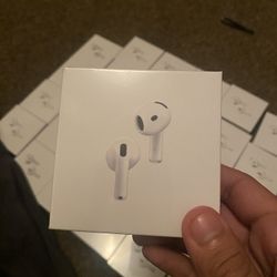 AirPod 4s