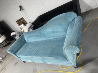 Couch 🛋️