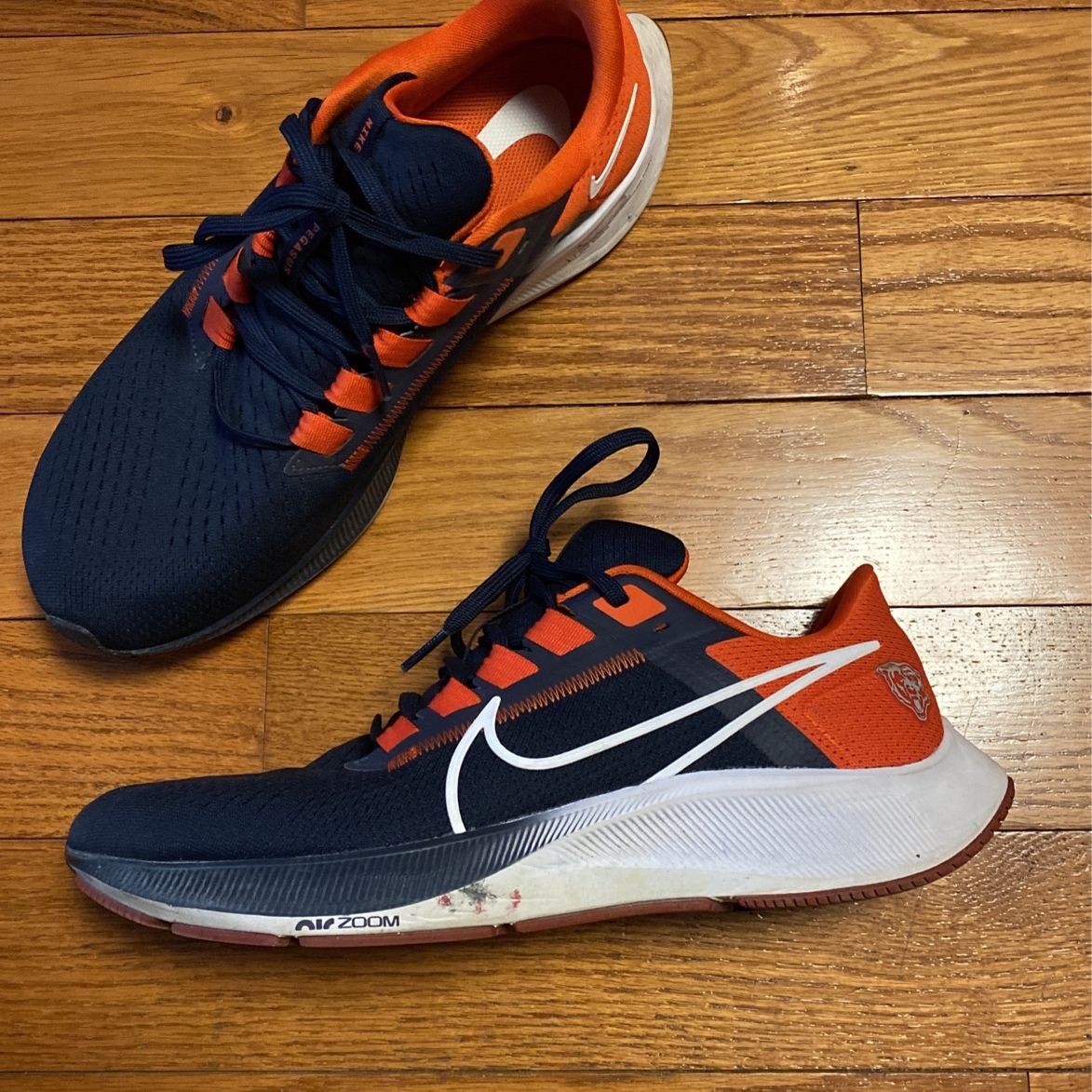 Nike Air Zoom Pegasus 36 Bears for Sale in Des Plaines, IL - OfferUp