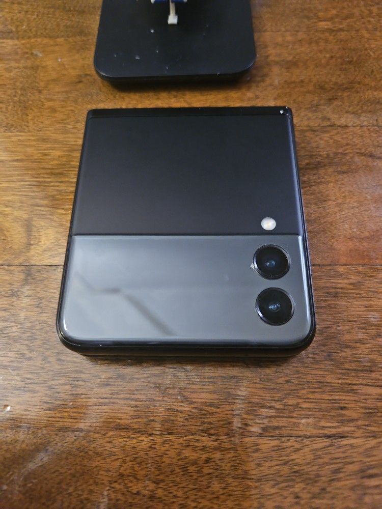 Samsung Galaxy Z Flip 3 5g
