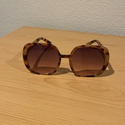 Women’s Sunglasses 