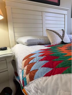 Headboard & Bed Frame - Full size