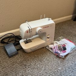 Beginner Singer Sewing Machine